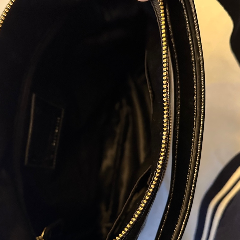 Coach Poppy Daisy Liquid Gloss Black Patent Leather Hobo Bag - Picture 7 of 7